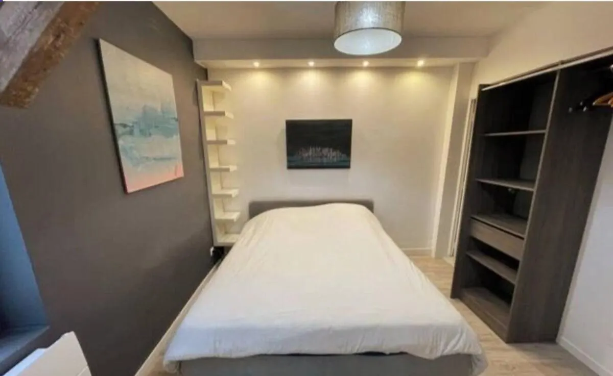 Apartment On Rue Morvan Paris